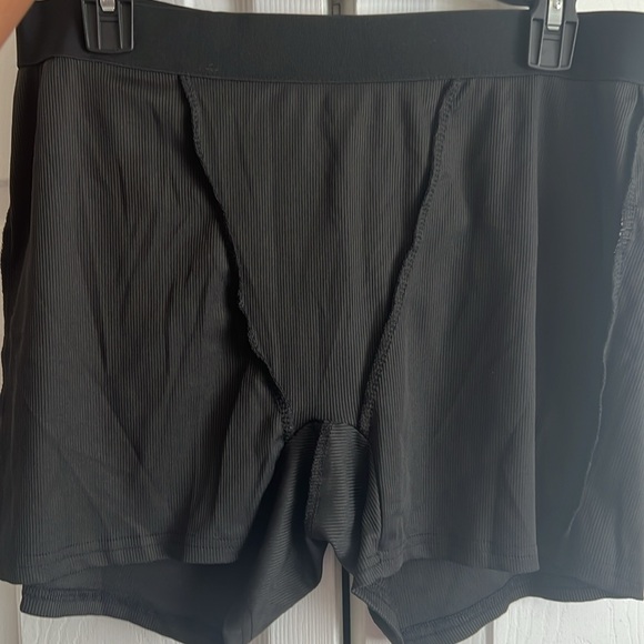 Two Piece Set - Picture 5 of 6